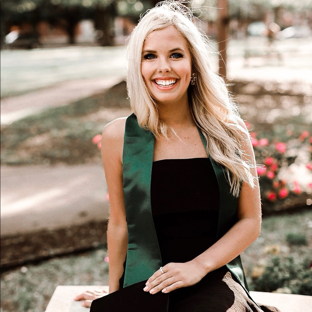 Meet your Posher, Maggie